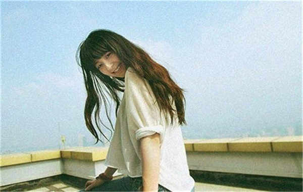 云岩怀孕几个月可以抽血化验男女(怀孕50天抽血化验男女准吗)